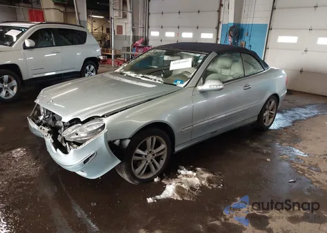 2008 Mercedes-Benz Clk 350 z USA, uszkodzony, nr VIN WDBTK56F98T089687